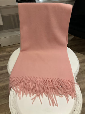 Ah25,430 Foulard rose avec franches