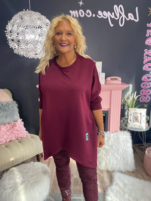 AH25,25oct Haut/tunique modal couleur bordeau avec fermeture éclair sur les cotés. Carte cadeau non applicable