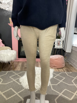 Ah25,105nov Pantalon crème en suédine