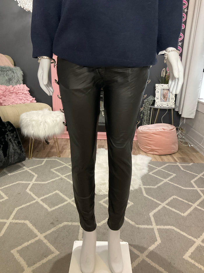 Ah25,104nov Pantalon noir en cuir synthétique avec boutons