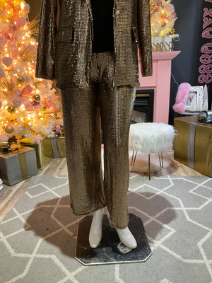 Ah25,126nov  Pantalon or à paillettes