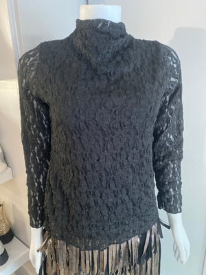 Ah25,34nov Haut noir en dentelle