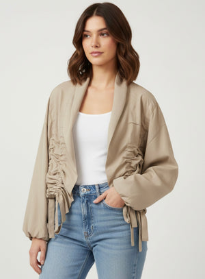 Ah26,317aout Veste beige avec gance