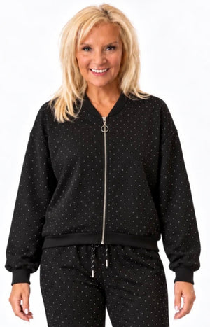 Ah26,314oct Veste noire Angela Mara à studs