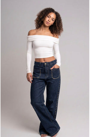 Ah26,102aout Jeans foncé avec studs sur les côtés