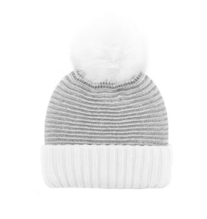 MMC201 TUQUE CHUNKY ARGENTÉE AVEC LUREX ET POMPOMS EN FOURRURE DE RENARD HTA134