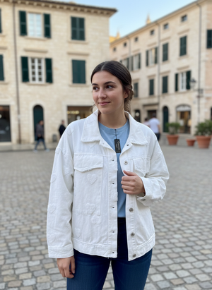 Pe26,313fev Jacquet jeans blanc avec motifs coeur