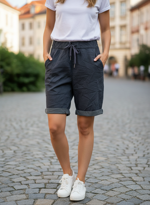 Pe26,152fev Culotte courte marine angela Mara