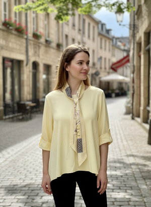 Pe26,9mars Haut jaune avec foulard