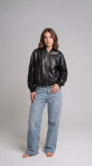 Ah26,303aout Blouson noir