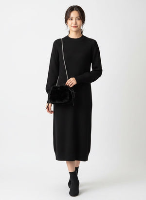 Ah26,206aout Robe noir avec baluchon
