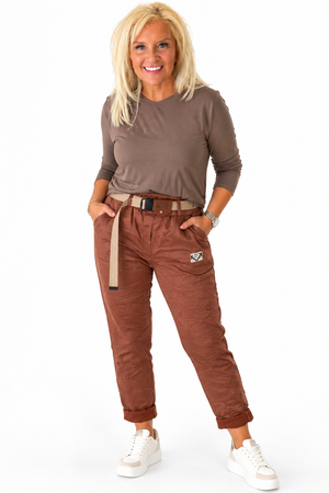 Ah26,136sept Pantalon camel avec ceinture inclus