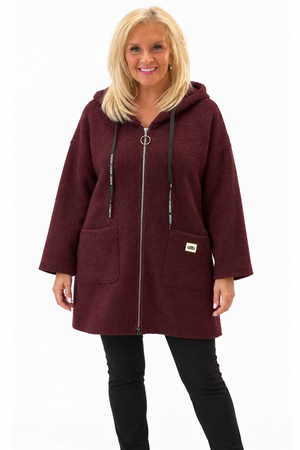 Ah26,332oct Manteau bourgogne avec capuchon et Mickey au dos