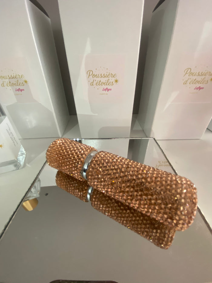 Parfum Poussière d’étoiles de Laflyee format sac à mains