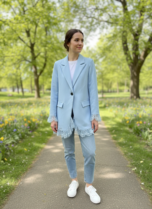 Pe26,309mars Veston bleu avec dentelle