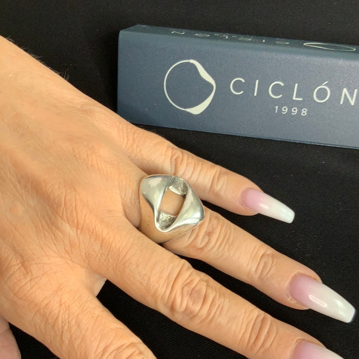 Ciclon Bague 13