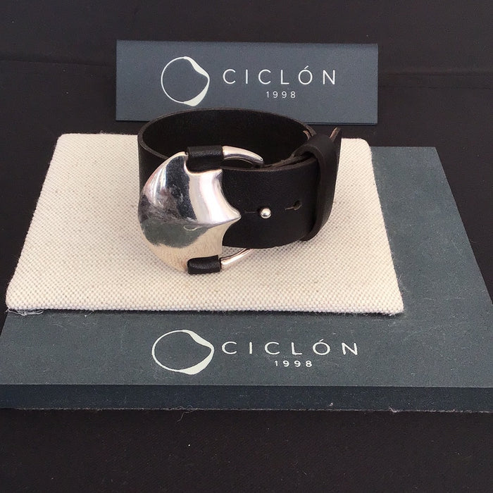 Ciclon bracelet 42