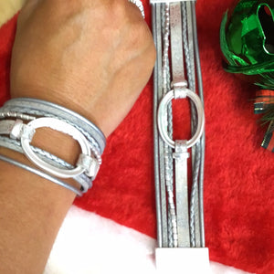 MERX 6434 bracelet cuir argent métallique et anneau argent mat avec fermoir aimanté